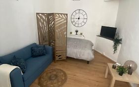 Emma House'S